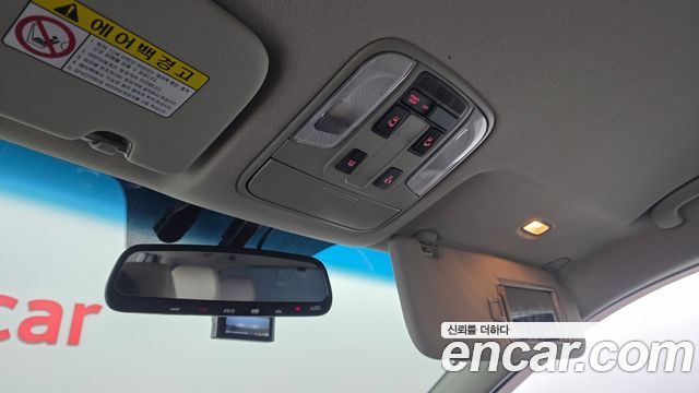 Kia Carnival 9-Seater Luxury 2019 — фото 28