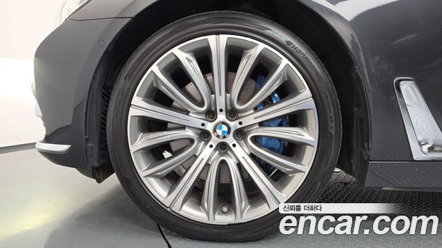 BMW 7 Series (G11) 750Li xDrive 2018 — фото 5