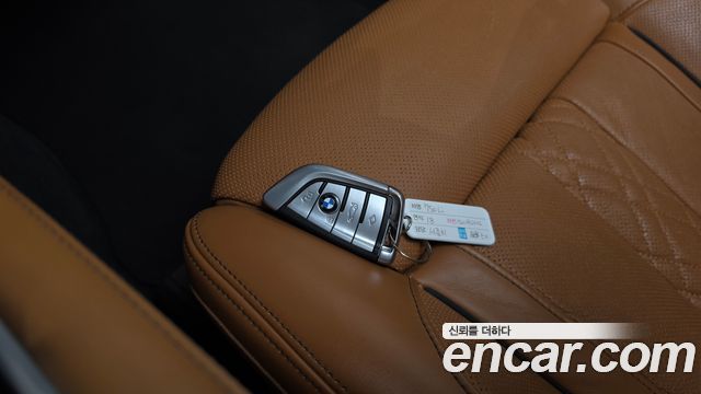 BMW 7 Series (G11) 750Li xDrive 2018 — фото 15
