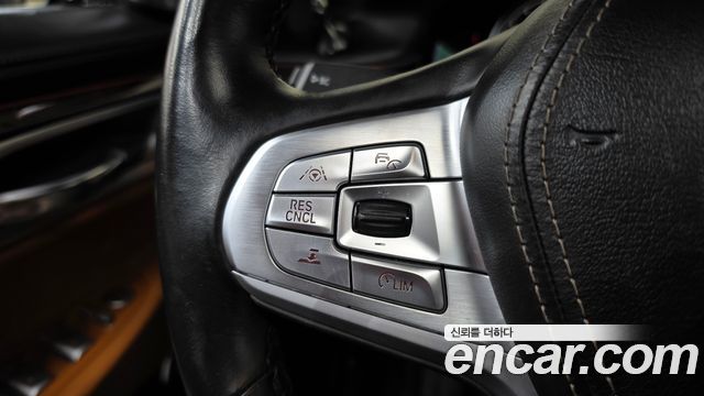 BMW 7 Series (G11) 750Li xDrive 2018 — фото 17