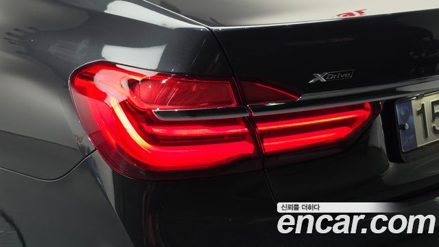 BMW 7 Series (G11) 750Li xDrive 2018 — фото 23