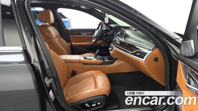 BMW 7 Series (G11) 750Li xDrive 2018 — фото 26