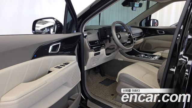 Kia Carnival (IV) HEV 9seater Signature 2025 — фото 10