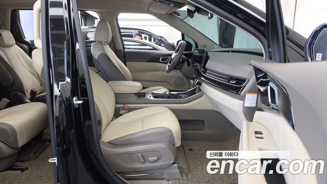 Kia Carnival (IV) HEV 9seater Signature 2025 — фото 11
