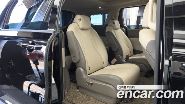 Kia Carnival (IV) HEV 9seater Signature 2025 — фото 12