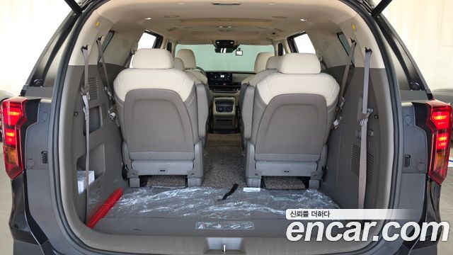Kia Carnival (IV) HEV 9seater Signature 2025 — фото 20