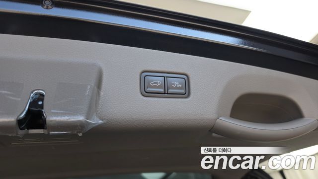 Kia Carnival (IV) HEV 9seater Signature 2025 — фото 28