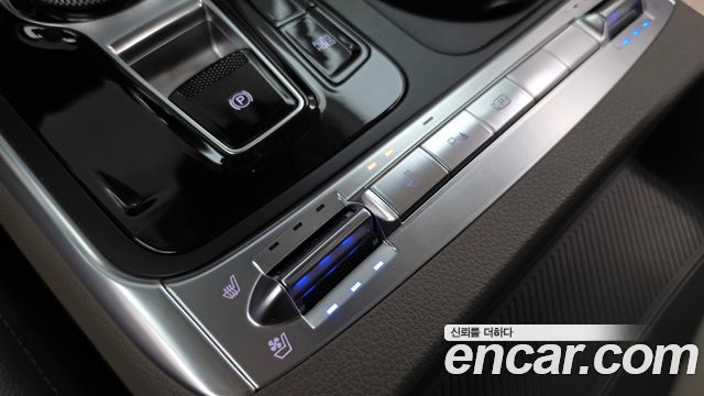 Kia Carnival (IV) HEV 9seater Signature 2025 — фото 30
