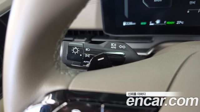 Kia Carnival (IV) HEV 9seater Signature 2025 — фото 34