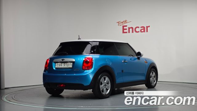 MINI Cooper Standard Third Generation 2015 — фото 2