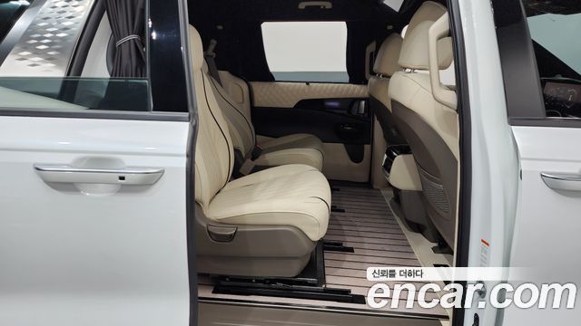 Kia Carnival (IV) Diesel 9-Seater Hi-Limousine(Special Vehicle) 2023 — фото 11