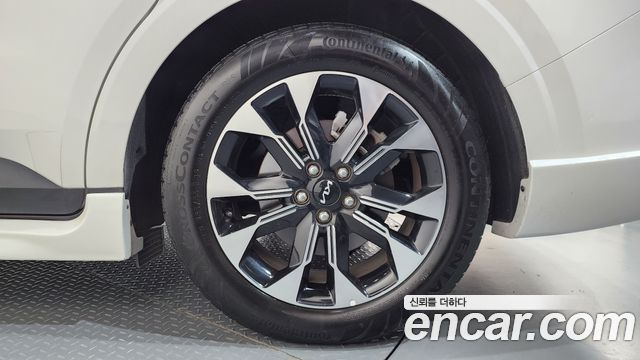 Kia Carnival (IV) Diesel 9-Seater Hi-Limousine(Special Vehicle) 2023 — фото 21