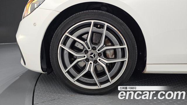 Mercedes-Benz E-Class (W213) E220d 4MATIC AMG Line 2021 — фото 5