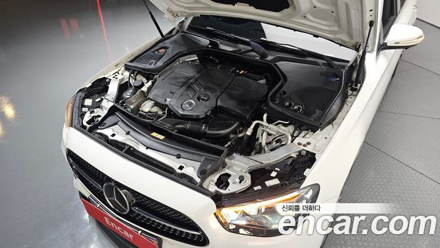 Mercedes-Benz E-Class (W213) E220d 4MATIC AMG Line 2021 — фото 6