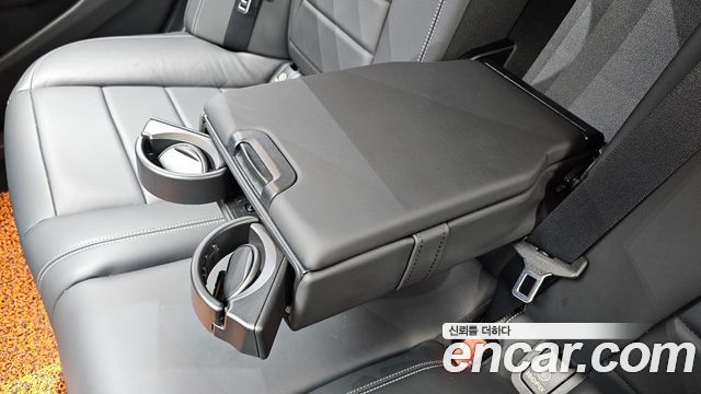 Mercedes-Benz E-Class (W213) E220d 4MATIC AMG Line 2021 — фото 28