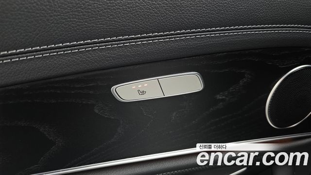 Mercedes-Benz E-Class (W213) E220d 4MATIC AMG Line 2021 — фото 30