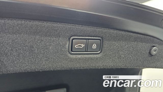 Genesis G90 3.8 AWD Luxury 2019 — фото 20