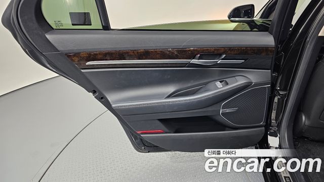 Genesis G90 3.8 AWD Luxury 2019 — фото 25