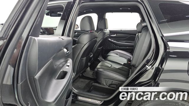 Hyundai Santa Fe Diesel 2.2 2WD Calligraphy 2022 — фото 19