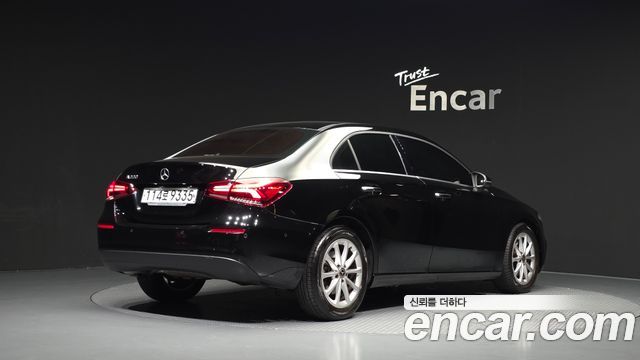 Mercedes-Benz A-Class (W177) A220 Sedan 2020 — фото 2