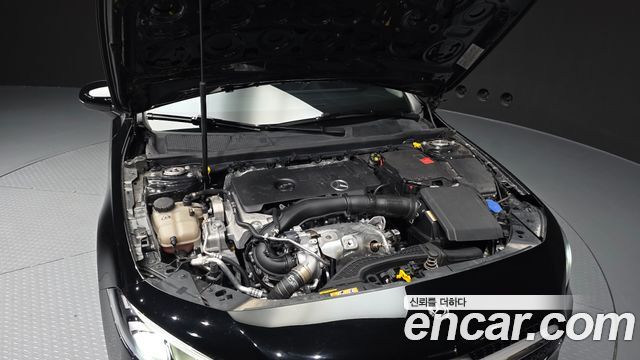 Mercedes-Benz A-Class (W177) A220 Sedan 2020 — фото 6