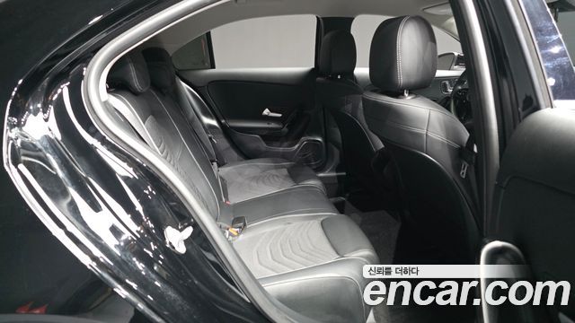 Mercedes-Benz A-Class (W177) A220 Sedan 2020 — фото 12
