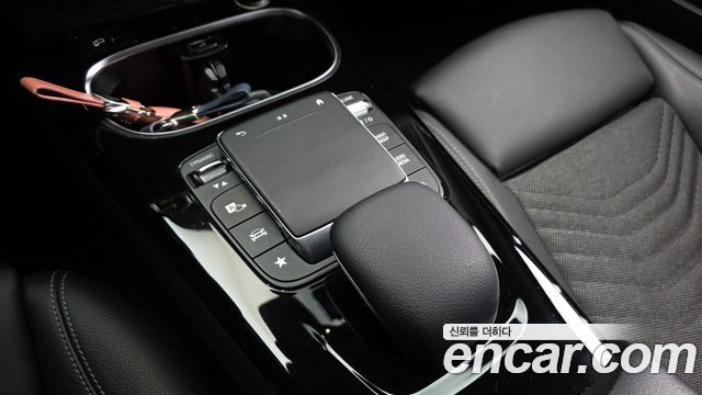 Mercedes-Benz A-Class (W177) A220 Sedan 2020 — фото 18