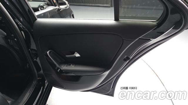 Mercedes-Benz A-Class (W177) A220 Sedan 2020 — фото 25