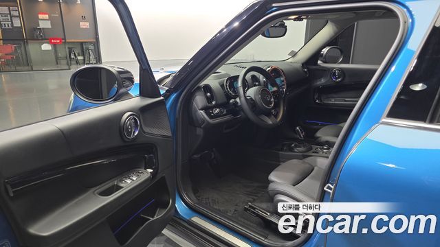 MINI Cooper Countryman Classic 2nd 2023 — фото 10