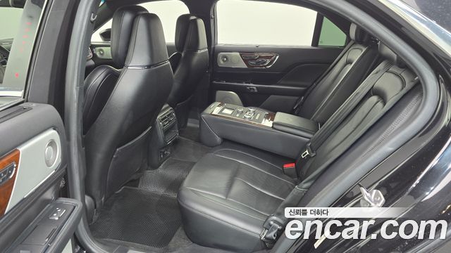 Lincoln Continental (X) 3.0 AWD 2019 — фото 15