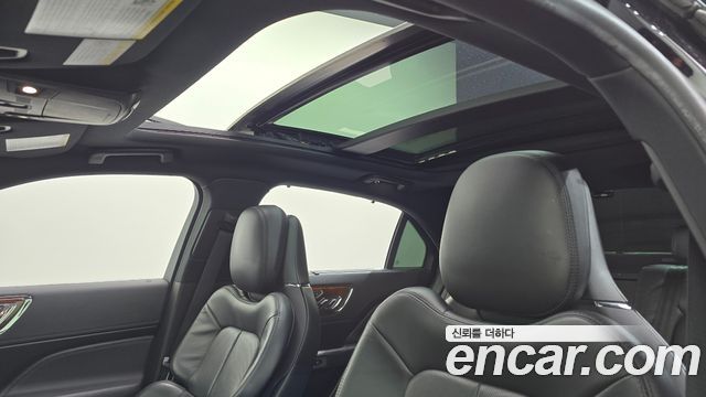 Lincoln Continental (X) 3.0 AWD 2019 — фото 21