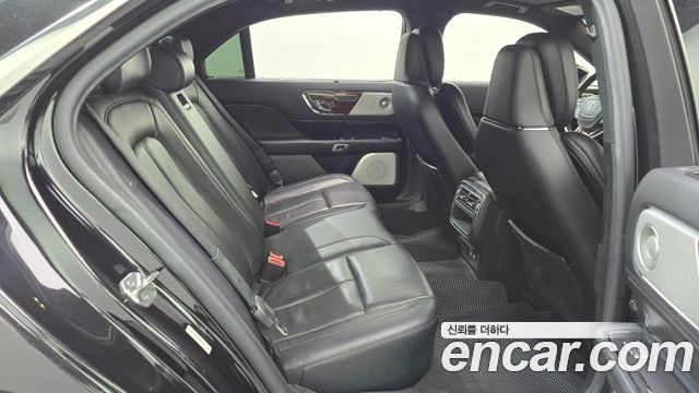 Lincoln Continental (X) 3.0 AWD 2019 — фото 24