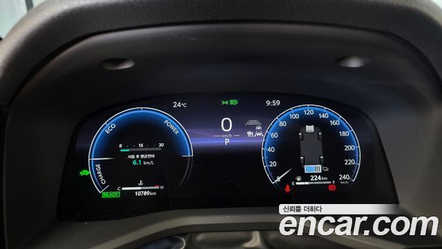 Toyota Camry (XV80) 2.5 XLE Premium Hybrid 2025 — фото 8