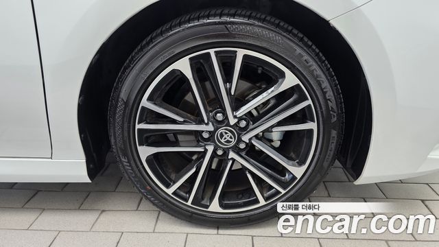 Toyota Camry (XV80) 2.5 XLE Premium Hybrid 2025 — фото 21