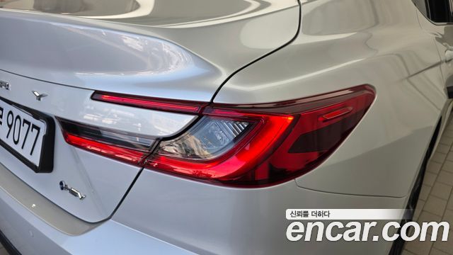 Toyota Camry (XV80) 2.5 XLE Premium Hybrid 2025 — фото 23