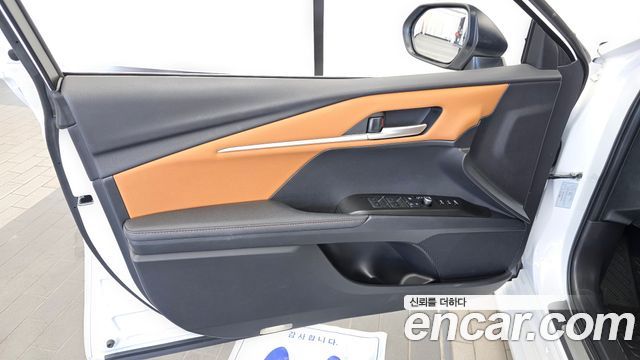 Toyota Camry (XV80) 2.5 XLE Premium Hybrid 2025 — фото 24