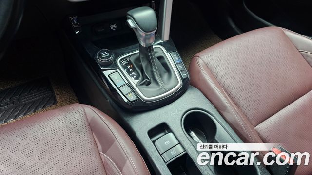Kia Seltos Gasoline 1.6 Turbo 2WD Noblesse 2020 — фото 9