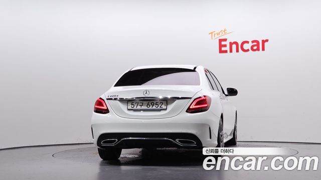 Mercedes-Benz C-Class (W205) C220 d Avantgarde 2019 — фото 4
