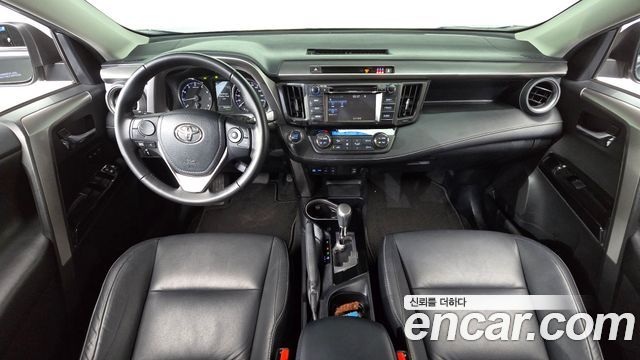 Toyota RAV4 2.5 2WD 4th 2017 — фото 7