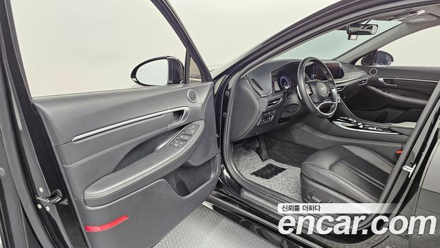 Hyundai Sonata (DN8) 2.0 LPG(rental car) Smart 2022 — фото 10