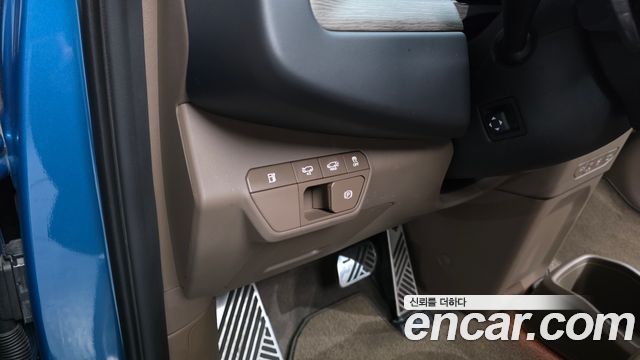 Kia EV9 Long Range 2WD Earth 2024 — фото 35