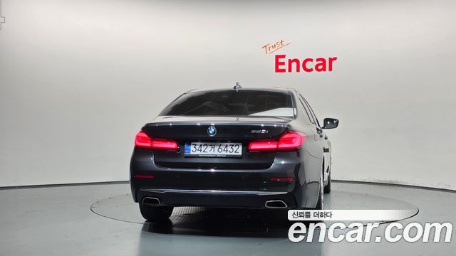 BMW 5 Series (G30) 520i Luxury 2021 — фото 4