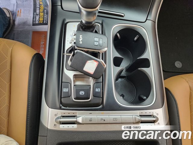 Kia Carnival (IV) Gasoline 9-Seater Prestige 2023 — фото 22