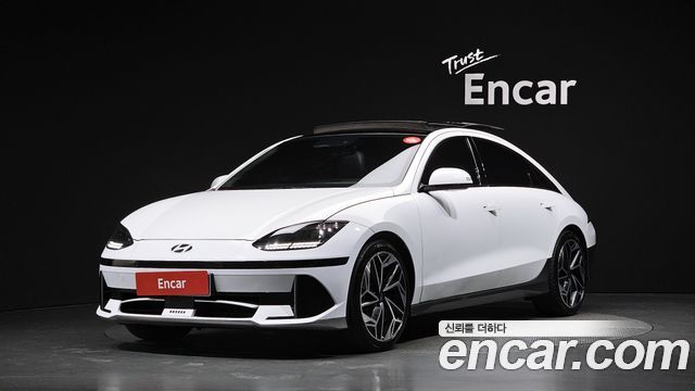 Hyundai Ioniq 6 Long Range Exclusive + 2023 — фото 1