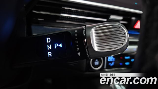 Hyundai Ioniq 6 Long Range Exclusive + 2023 — фото 9
