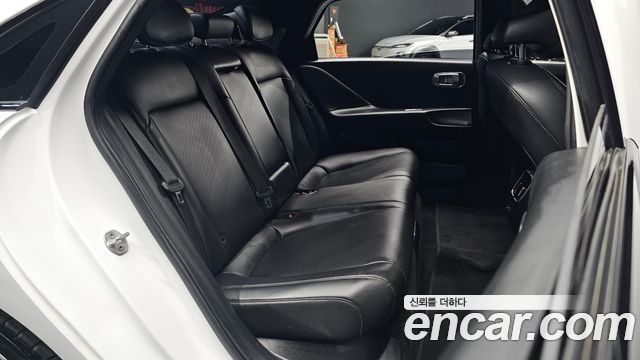 Hyundai Ioniq 6 Long Range Exclusive + 2023 — фото 11