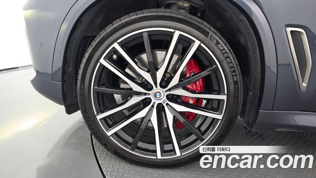 BMW X5 (G05) M50i 2022 — фото 5