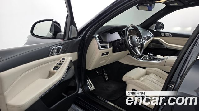 BMW X5 (G05) M50i 2022 — фото 10