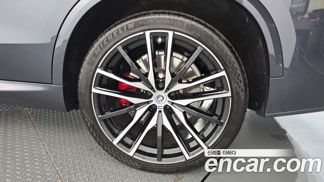 BMW X5 (G05) M50i 2022 — фото 21