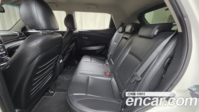 KG Mobility (SsangYong) Very New Tivoli Gasoline 1.5 2WD V3 2021 — фото 12